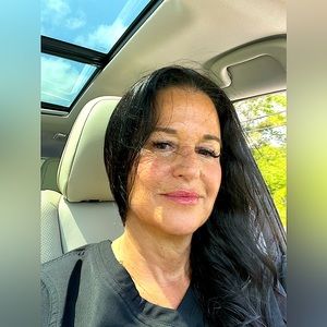 Meet your Posher, Sondra